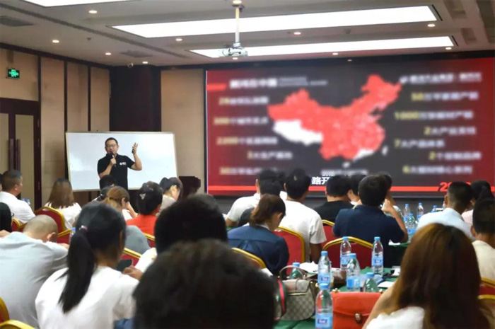 家居事業(yè)部運營經(jīng)理孫春凱