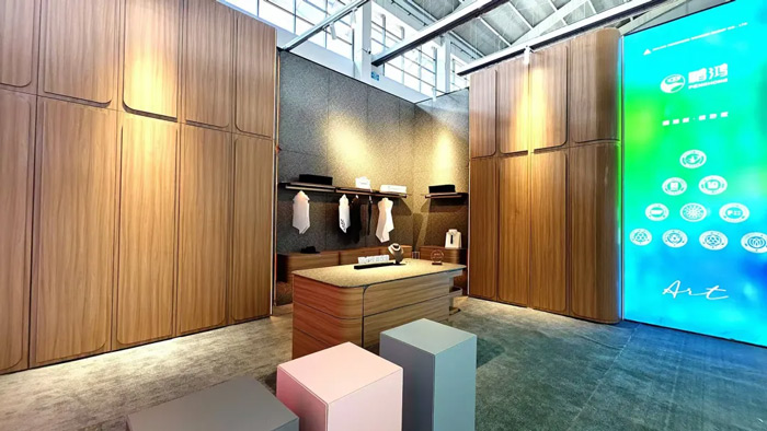 鵬鴻全屋定制顏質(zhì)雙優(yōu)，演繹家居美學(xué)